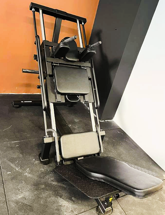 BS02 Prensa de Piernas + Jaca 45° Binom Strength